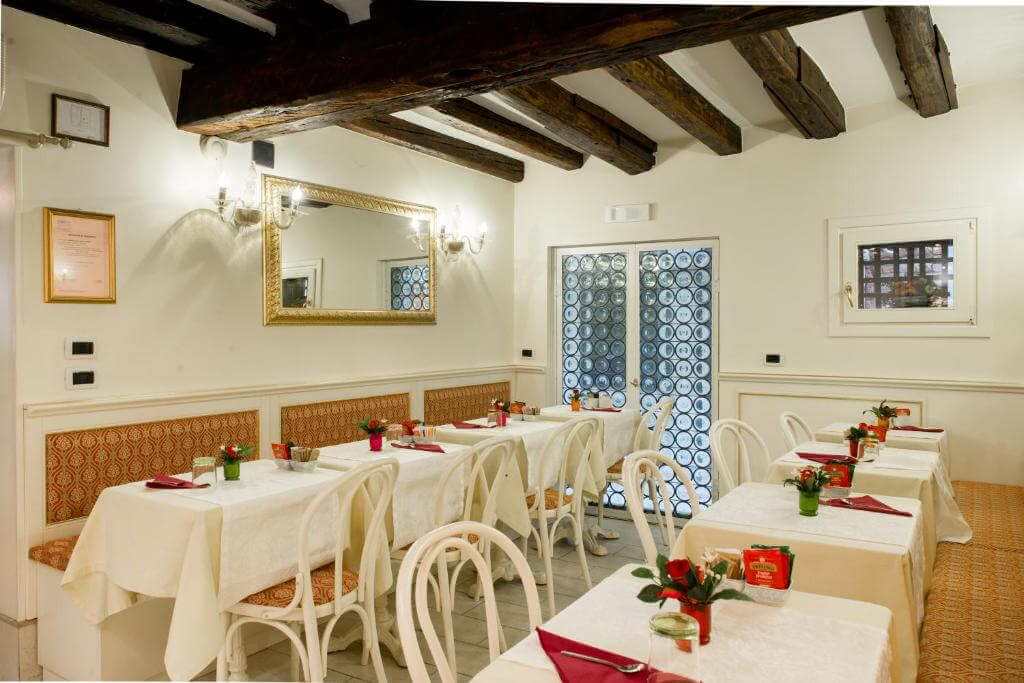 Locanda CaZose Venice par Booking