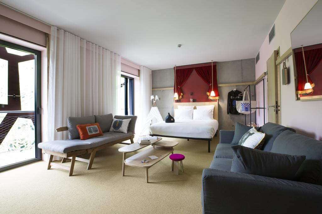 Mob Hotel Lyon France par Booking