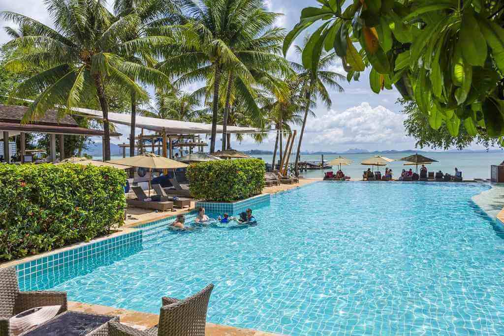 The Village Coconut Island Beach Resort Phuket par Booking