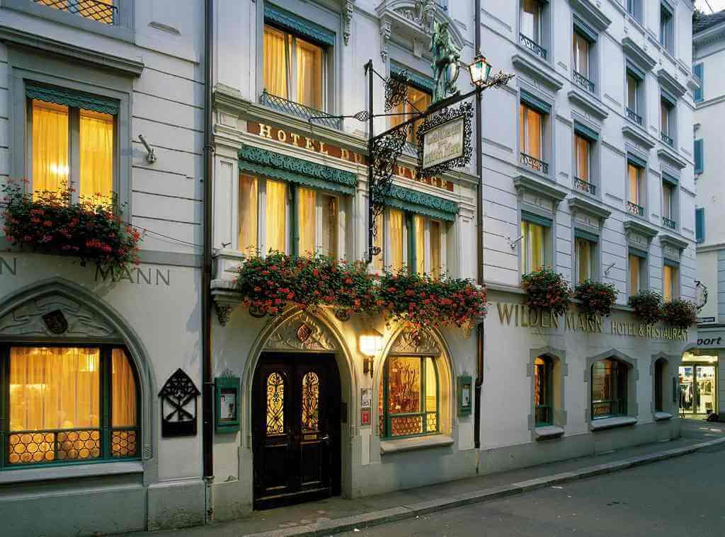 Hotel Wilden Mann Lucerne Switzerland par Booking